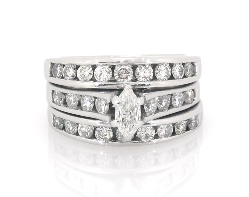 Main Image 1 of Previously Owned Marquise-Cut Diamond Bridal Set 1-1/3 ct tw 14K White Gold Size 5