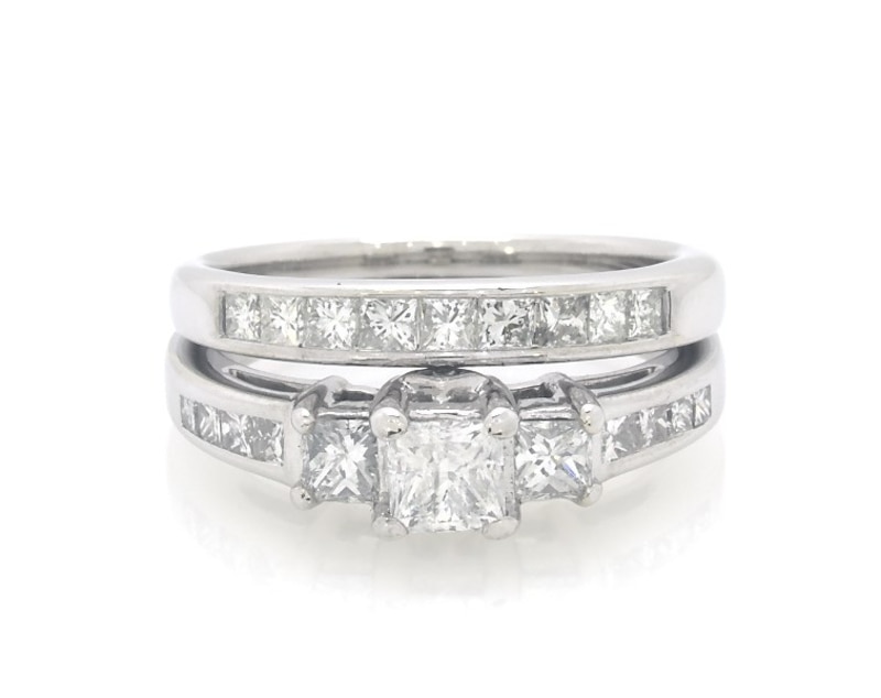 Main Image 1 of Previously Owned Princess-Cut Diamond Three-Stone Bridal Set 1-3/8 ct tw 14K White Gold Size 6.75