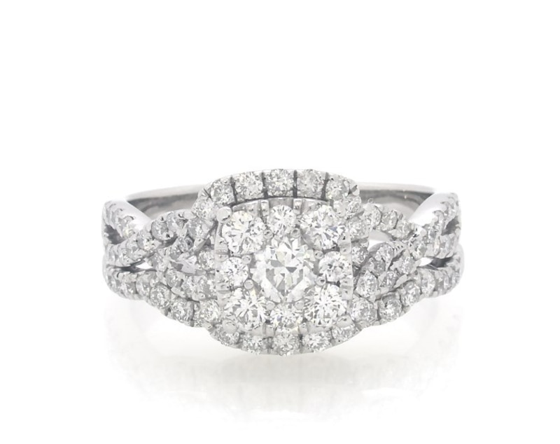 Main Image 1 of Previously Owned Round-Cut Diamond Bridal Set 1-1/6 ct tw 14K White Gold Size 7.5