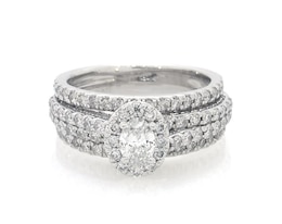 Previously Owned Oval-Cut Diamond Halo Bridal Set 1-1/2 ct tw 14K White Gold Size 5.5