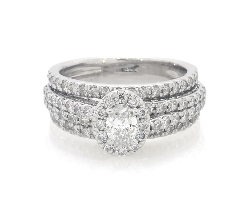 Main Image 1 of Previously Owned Oval-Cut Diamond Halo Bridal Set 1-1/2 ct tw 14K White Gold Size 5.5