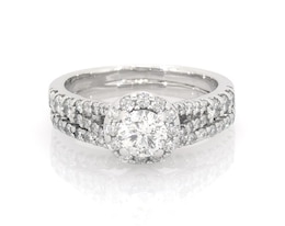 Previously Owned Round-Cut Diamond Halo Bridal Set 1-1/8 ct tw 14K White Gold Size 6.25