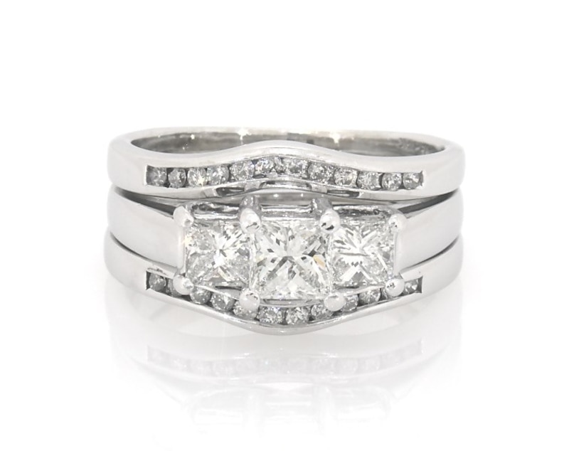 Main Image 1 of Previously Owned Princess-Cut Three-Stone Diamond Bridal Set 1-1/5 ct tw 14K White Gold & Platinum Size 7