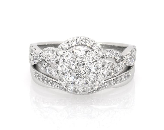 Previously Owned Round-Cut Diamond Double Halo Bridal Set 1 ct tw 14K White Gold Size 6.25