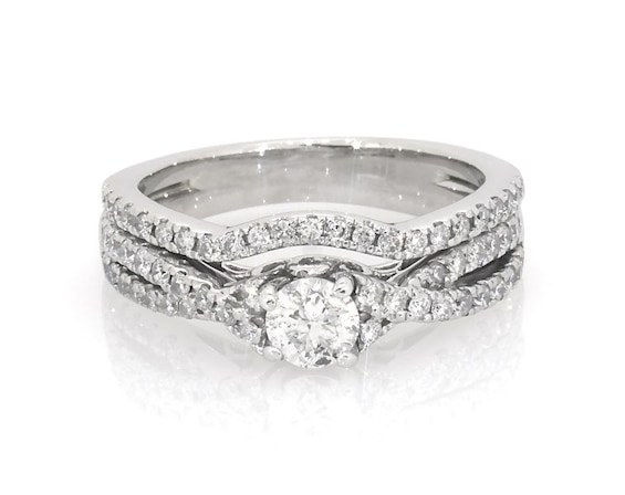 Previously Owned Round-Cut Diamond Bridal Set 3/4 ct tw 14K White Gold Size 5.25