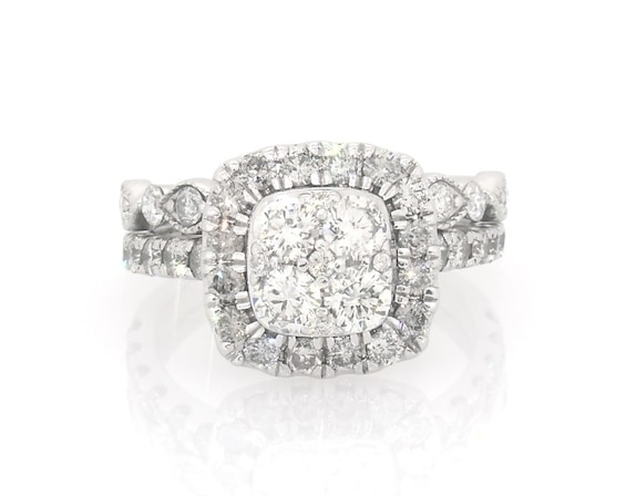 Previously Owned Round-Cut Multi-Diamond Bridal Set 1-5/8 ct tw 14K White Gold Size 6.5