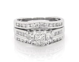 Previously Owned Princess-Cut Diamond Three-Stone Bridal Set 1-3/8 ct tw 14K White Gold Size 6.5