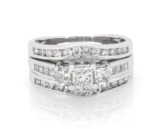 Previously Owned Princess-Cut Diamond Three-Stone Bridal Set 1-3/8 ct tw 14K White Gold 6.5