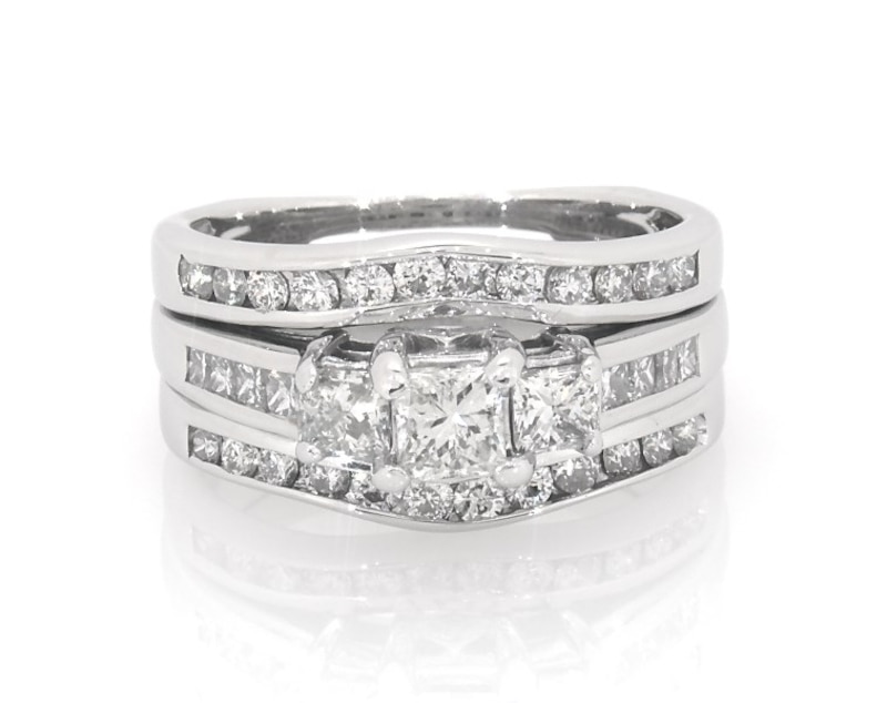 Main Image 1 of Previously Owned Princess-Cut Diamond Three-Stone Bridal Set 1-3/8 ct tw 14K White Gold Size 6.5