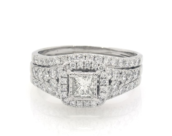 Previously Owned Princess-Cut Diamond Halo Bridal Set 1-3/4 ct tw 14K White Gold Size 10