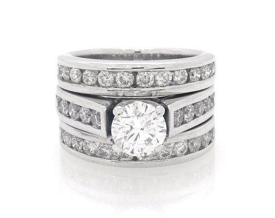 Previously Owned Round-Cut Diamond Bridal Set 2-1/3 ct tw 14K White Gold Size 4.25