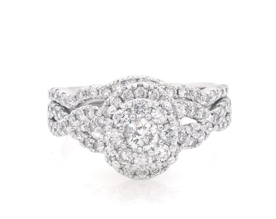 Previously Owned Round-Cut Diamond Halo Bridal Set 1-3/8 ct tw 14K White Gold Size 10.75