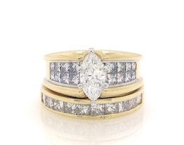 Previously Owned Marquise-Cut Diamond Bridal Set 2-3/8 ct tw 14K Yellow Gold Size 5