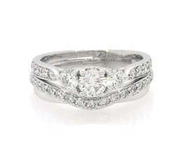 Previously Owned Round-Cut Diamond Three-Stone Bridal Set 1 ct tw 14K White Gold Size 5