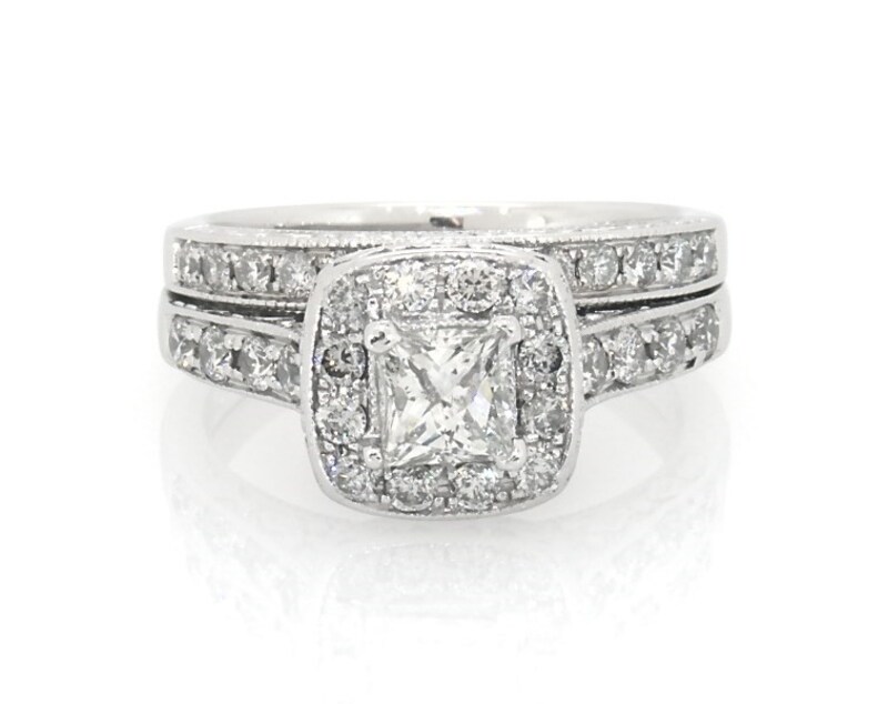 Main Image 1 of Previously Owned Princess-Cut Diamond Halo Bridal Set 1-1/5 ct tw 14K White Gold Size 9.25