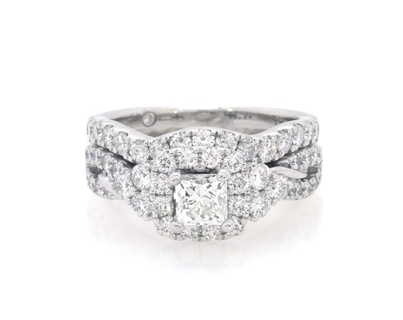 Main Image 1 of Previously Owned THE LEO Princess-Cut Diamond Halo Bridal Set 1-5/8 ct tw 14K White Gold Size 5