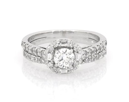 Previously Owned Diamond Bridal Set 7/8 ct tw Round & Baguette-Cut 14K White Gold Size 5.25