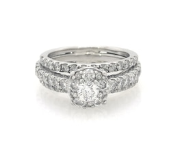 Previously Owned Round-Cut Diamond Halo Bridal Set 1-3/8 ct tw 14K White Gold Size 4