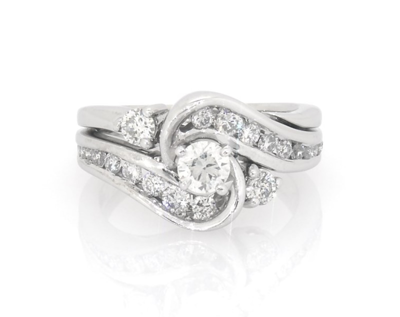 Main Image 1 of Previously Owned Round-Cut Diamond Bypass Bridal Set 1 ct tw 14K White Gold Size 6.5