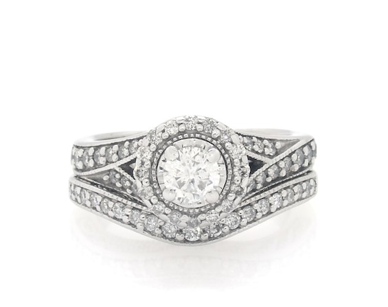 Previously Owned Round-Cut Diamond Bridal Set 3/4 ct tw 14K White Gold Size 4.25