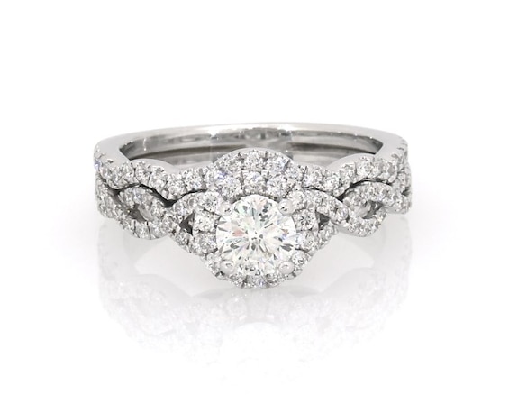 Previously Owned THE LEO First Light Diamond Round-Cut Bridal Set 1 ct tw 14K White Gold Size 6.5