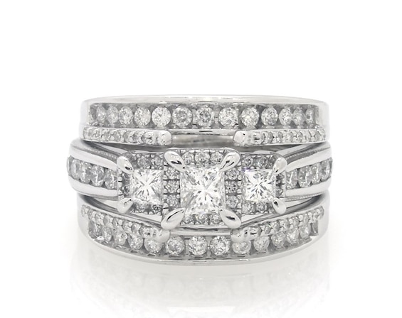 Previously Owned Princess-Cut Diamond Three-Stone Bridal Set 1-3/8 ct tw 14K White Gold Size 6.5