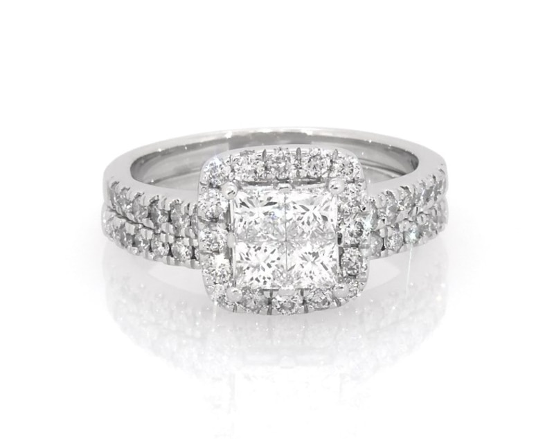 Main Image 1 of Previously Owned Diamond Bridal Set 1-1/8 ct tw Princess-cut 14K White Gold Size 6