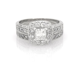 Previously Owned Princess-Cut Diamond Halo Bridal Set 1-1/8 ct tw 14K White Gold Size 5.75