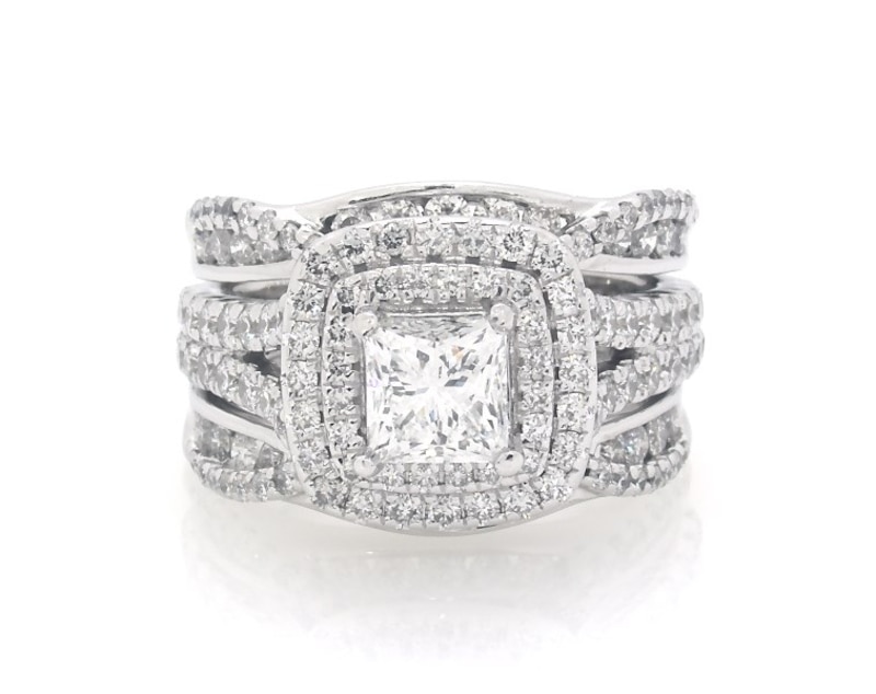 Main Image 1 of Previously Owned Princess-Cut Diamond Cushion Double Halo Bridal Set 3 ct tw 14K White Gold Size 5.5