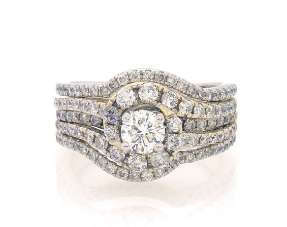Previously Owned Round-Cut Diamond Halo Bridal Set 1-5/8 ct tw 14K Two-Tone Gold Size 7