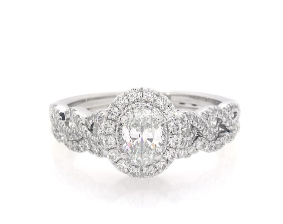 Previously Owned Neil Lane Oval-Cut Diamond Halo Bridal Set 1-3/8 ct tw 14K White Gold Size 8.25