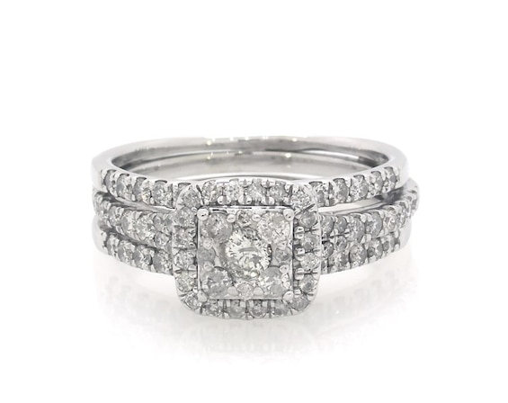 Previously Owned Multi-Diamond Bridal Set 1-1/8 ct tw 10K & 14K White Gold Size
