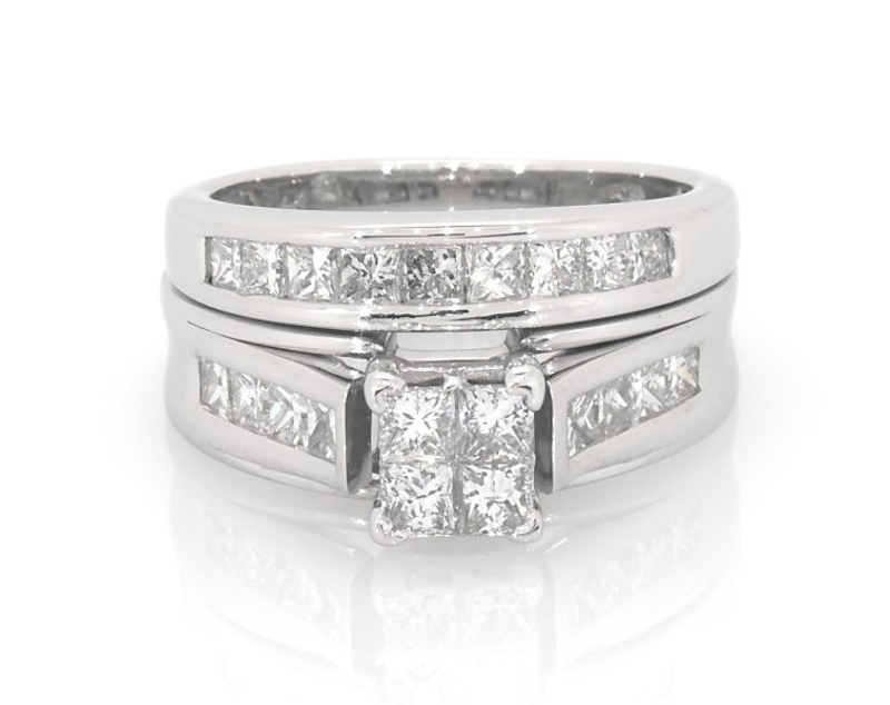 Main Image 1 of Previously Owned Princess-Cut Quad Diamond Bridal Set 1-3/8 ct tw 14K White Gold Size 6.75
