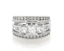 Previously Owned Princess-Cut Diamond Three-Stone Bridal Set 1-7/8 ct tw 14K White Gold Size 7.5