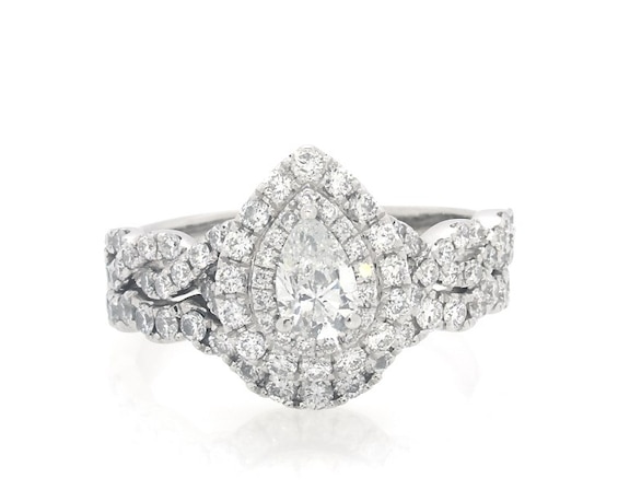 Previously Owned Neil Lane Pear-Shaped Diamond Double Halo Bridal Set 1-1/2 ct tw 14K White Gold Size 8.5