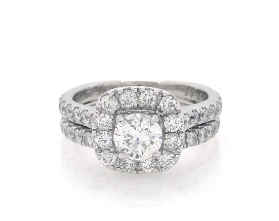 Previously Owned Neil Lane Round-Cut Diamond Halo Bridal Set 2 ct tw 14K White Gold Size 5.25