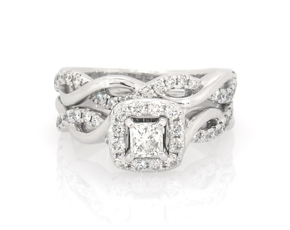Previously Owned THE LEO Diamond Princess-Cut Halo Bridal Set 7/8 ct tw 14K White Gold Size
