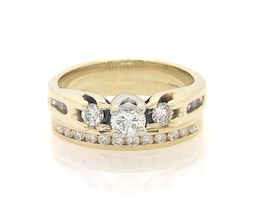 Previously Owned Round-Cut Diamond Three-Stone Bridal Set 7/8 ct tw 14K Yellow Gold Size 7.5