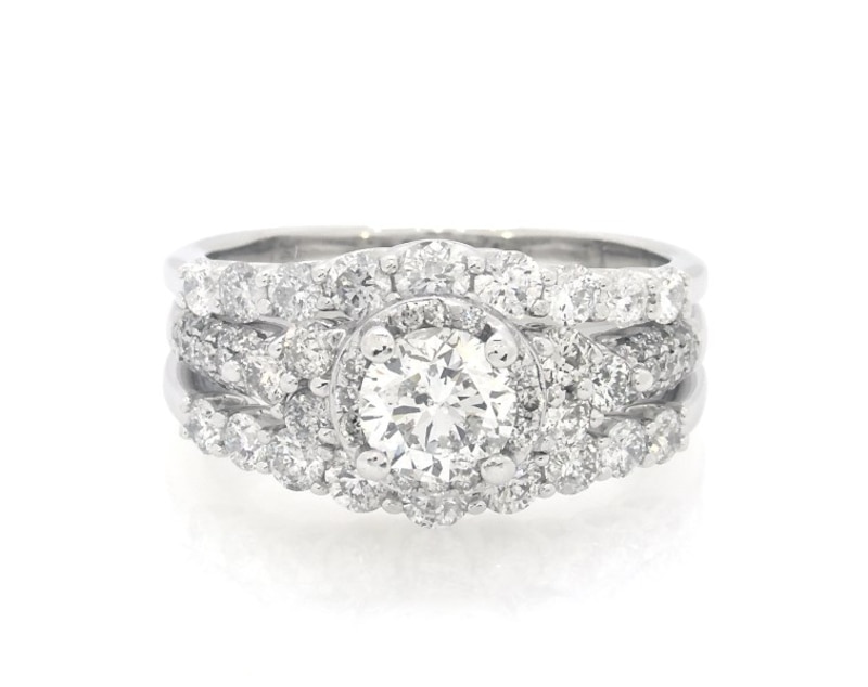 Main Image 1 of Previously Owned Round-Cut Diamond Halo Bridal Set 2 ct tw 14K White Gold Size 7.5