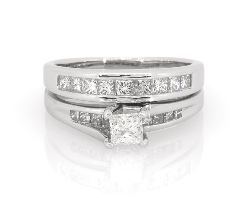 Main Image 1 of Previously Owned Princess-Cut Diamond Bridal Set 7/8 ct tw 14K White Gold Size 6