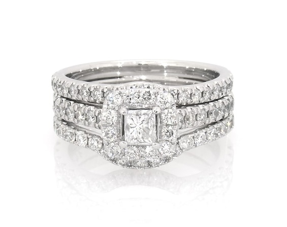 Previously Owned Neil Lane Princess-Cut Diamond Halo Bridal Set 1-1/3 ct tw 14K White Gold Size 6.5