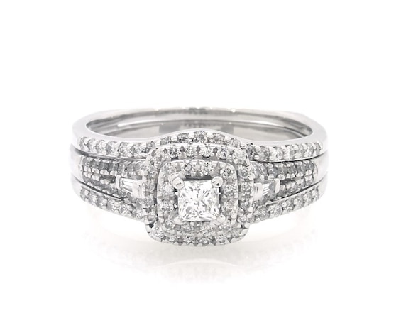 Previously Owned Princess-Cut Diamond Cushion Double Halo Bridal Set 7/8 ct tw 10K White Gold Size 8.5