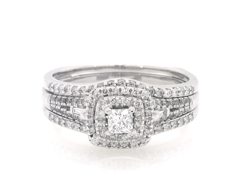 Main Image 1 of Previously Owned Princess-Cut Diamond Cushion Double Halo Bridal Set 7/8 ct tw 10K White Gold Size 8.5