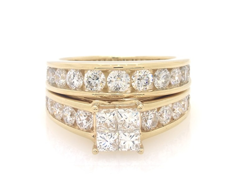 Main Image 1 of Previously Owned Princess-Cut Quad Diamond Bridal Set 3 ct tw 14K Yellow Gold Size 7.75