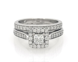 Previously Owned THE LEO Diamond Princess-Cut Halo Bridal Set 7/8 ct tw 14K White Gold Size 6