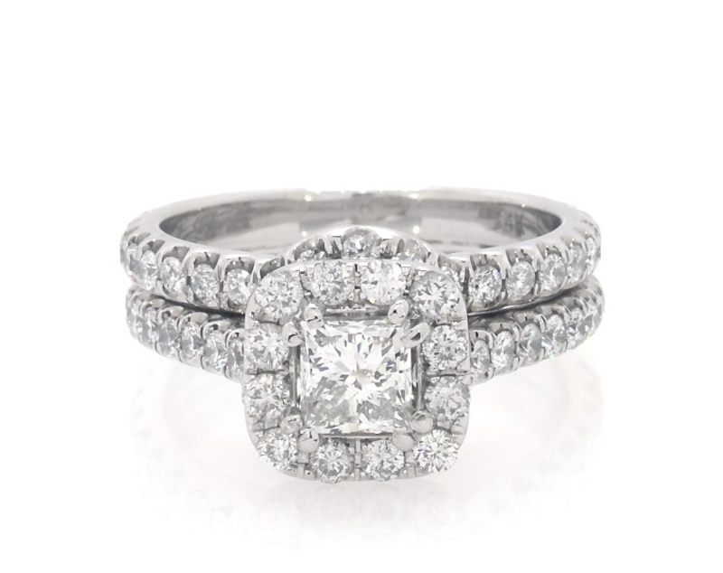 Main Image 1 of Previously Owned Neil Lane Princess-Cut Diamond Halo Bridal Set 1-3/4 ct tw 14K White Gold Size 6