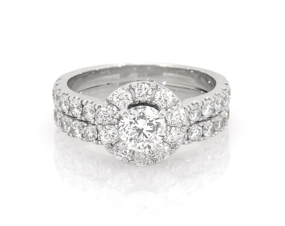 Previously Owned Neil Lane Diamond Bridal Set 1-7/8 ct tw Round-Cut 14K White Gold Size