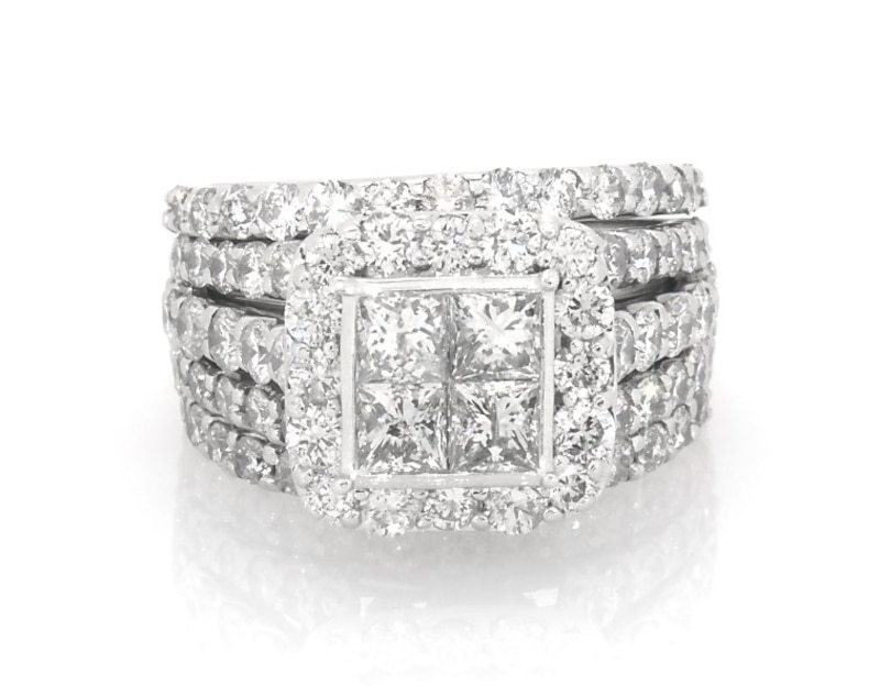 Main Image 1 of Previously Owned Princess-Cut Quad Diamond Halo Bridal Set 3-7/8 ct tw 14K White Gold Size 6