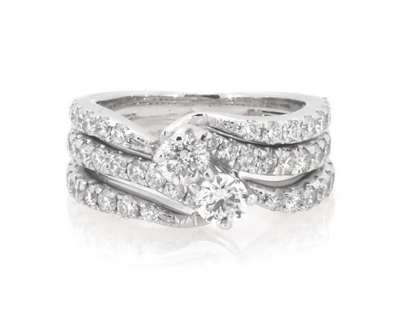 Main Image 1 of Previously Owned Ever Us Round-Cut Diamond Two-Stone Bridal Set 2-5/8 ct tw 14K White Gold Size 8.5