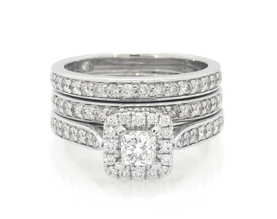Previously Owned THE LEO Diamond Princess-Cut Halo Bridal Set ct tw 14K White Gold Size